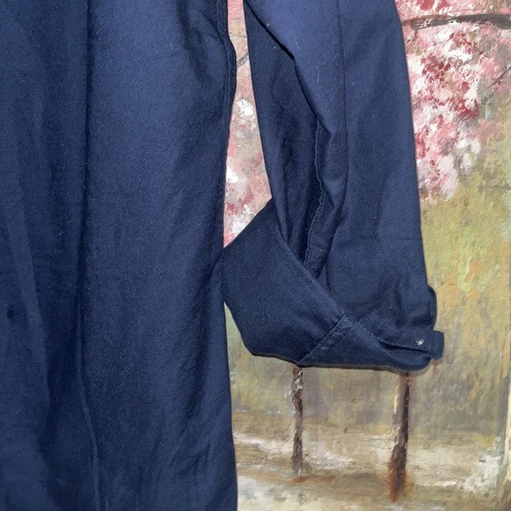 Gap Size XL Navy Dark Blue Shirt Textured Long Sleeve Collared Button Front EUC